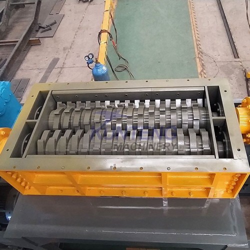 Garbage shredding machinery cardboard plastic metal shredder garbage recycling machinery