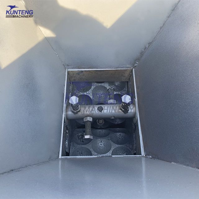 High Production Long Briquette Burning Coal Powder Briquetting Machine BBQ Charcoal Press Machine