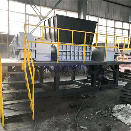 Waste Metal Plastic Shredder Machine Waste Furniture Crusher Machine Shredder for Tires