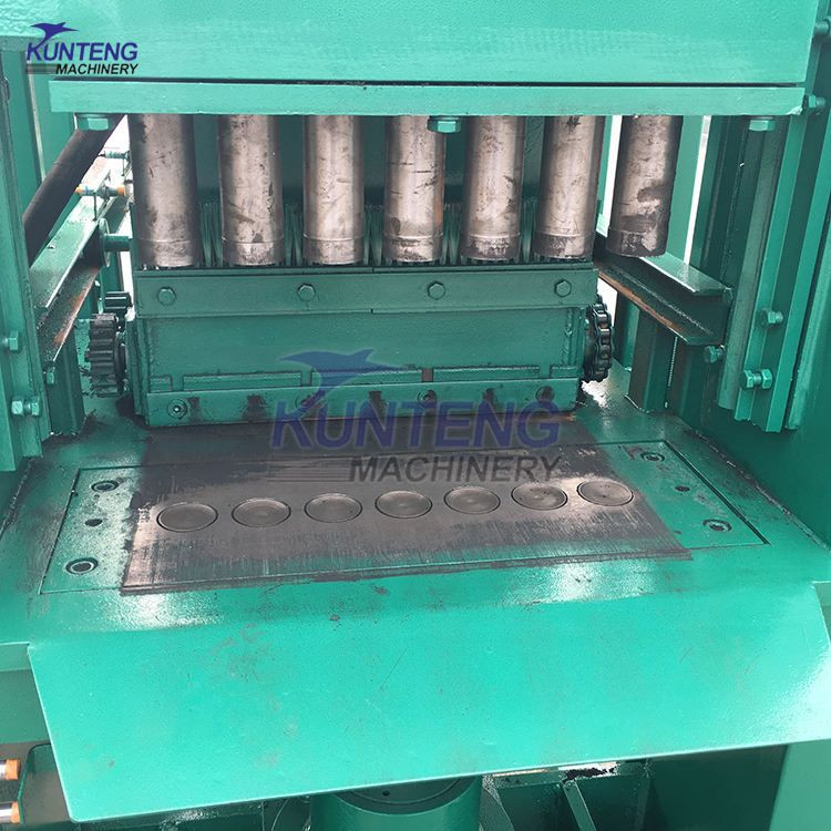 New Fine coke Hydraulic Press Machines Charcoal coke Briquette Making Machines Petroleum coke Briquetting Machines